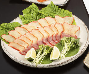  ＜新商品＞鯨ベーコン（冷凍真空）